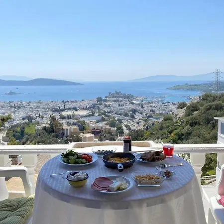 Burcu , Magnificent Sea View, Cozy, Free Otopark, Free Wifi * ボドルム