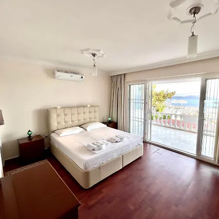 Burcu , Magnificent Sea View, Cozy, Free Otopark, Free Wifi ヴィラ ボドルム