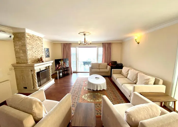 Burcu , Magnificent Sea View, Cozy, Free Otopark, Free Wifi וילה בודרום