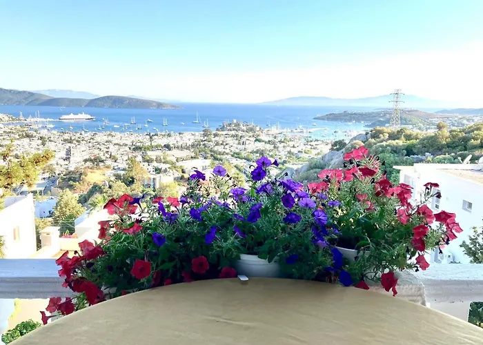 Burcu , Magnificent Sea View, Cozy, Free Otopark, Free Wifi Βίλα *