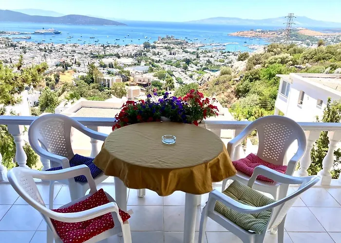 Burcu , Magnificent Sea View, Cozy, Free Otopark, Free Wifi וילה בודרום