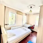 Burcu , Magnificent Sea View, Cozy, Free Otopark, Free Wifi Bodrum
