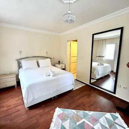 Burcu , Magnificent Sea View, Cozy, Free Otopark, Free Wifi Villa *
